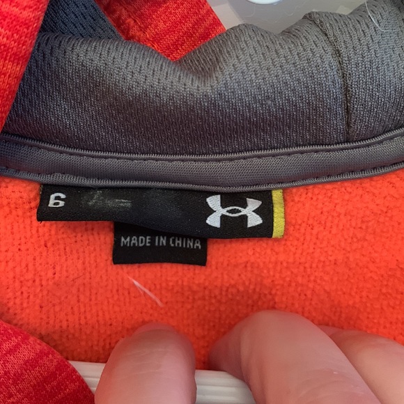 Boy’s Under Armour Hoodie - Picture 3 of 5